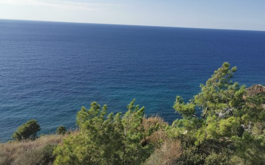 Turquoise Bay: Your Serene Seaside Paradise Awaits