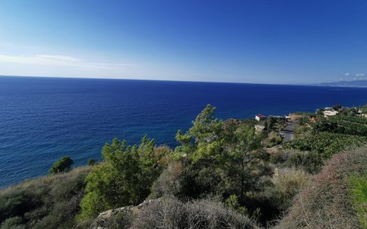 Turquoise Bay: Your Serene Seaside Paradise Awaits