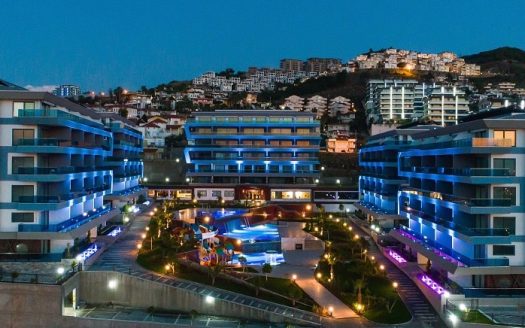 Luxury Awaits: Ecomarine Residence Beckons