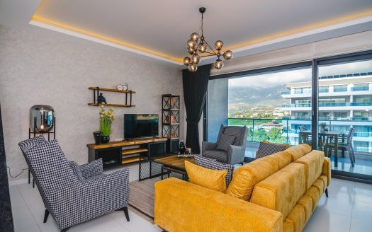 Luxury Awaits: Ecomarine Residence Beckons