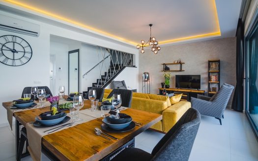 Luxury Awaits: Ecomarine Residence Beckons