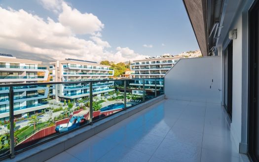 Luxury Awaits: Ecomarine Residence Beckons