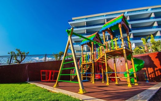 Luxury Awaits: Ecomarine Residence Beckons