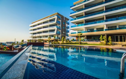 Luxury Awaits: Ecomarine Residence Beckons