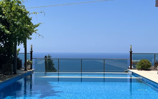 “Embrace Tranquil Luxury: Villa Cleopatra – Where Serenity Meets Splendor in the Heart of Alanya’s Beauty.”