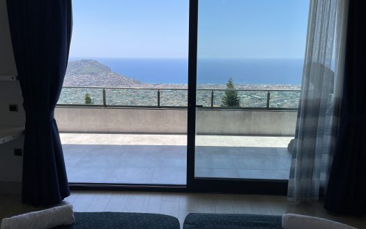 “Embrace Tranquil Luxury: Villa Cleopatra – Where Serenity Meets Splendor in the Heart of Alanya’s Beauty.”