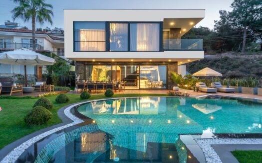 Villa Peony – Compact Luxury Meets Spa-Inspired Hillside Harmony