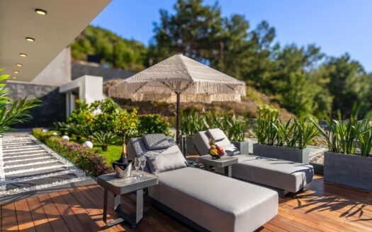 Villa Azalea – A Hillside Retreat with Soul-Stirring Sunsets and Serenity