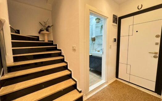 Tranquil Garden Duplex Retreat in Oba — Modern Living Just 1 km from the Beach