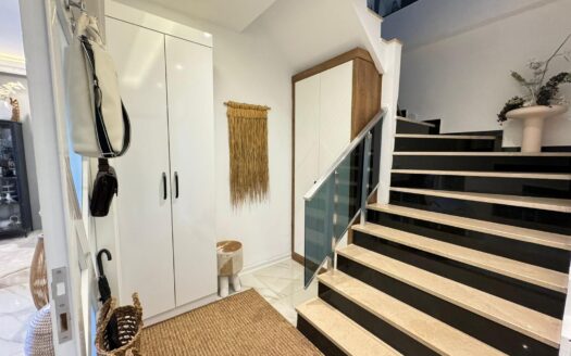 Tranquil Garden Duplex Retreat in Oba — Modern Living Just 1 km from the Beach