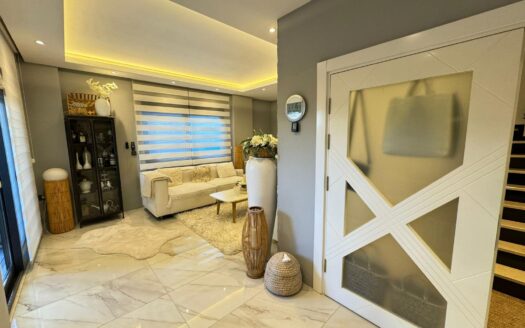 Tranquil Garden Duplex Retreat in Oba — Modern Living Just 1 km from the Beach