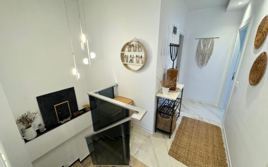 Tranquil Garden Duplex Retreat in Oba — Modern Living Just 1 km from the Beach