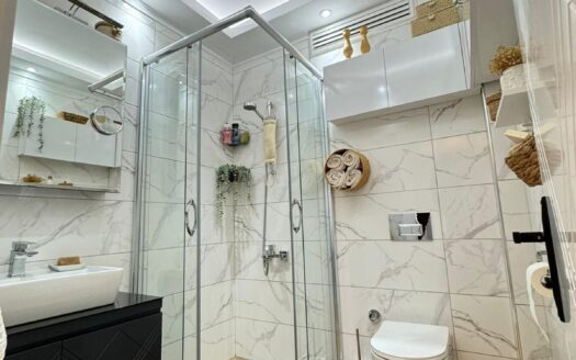 Tranquil Garden Duplex Retreat in Oba — Modern Living Just 1 km from the Beach