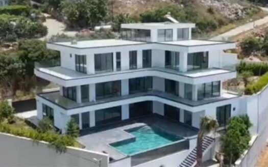 Unmatched Privacy & Elegance – Discover Villa Celestia