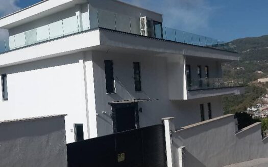 Unmatched Privacy & Elegance – Discover Villa Celestia